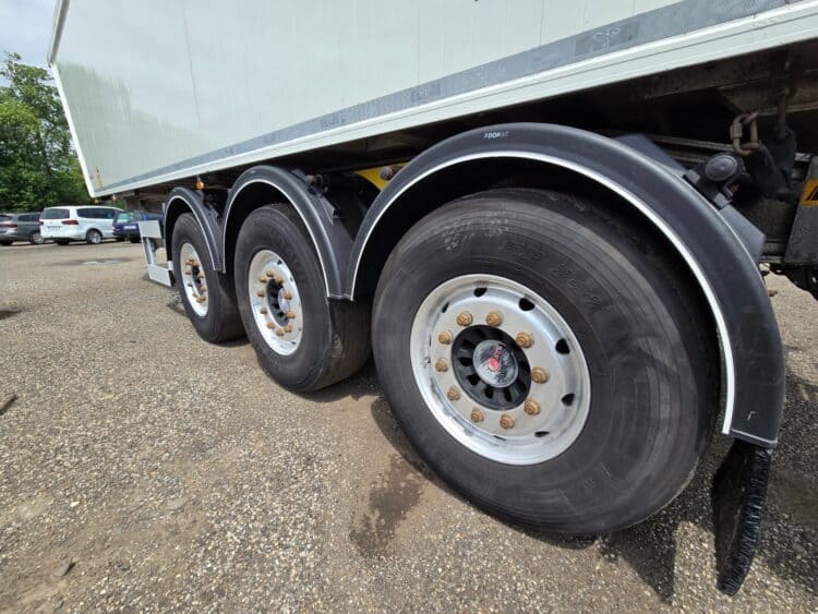 Benalu C39 AGRILINER 88 9