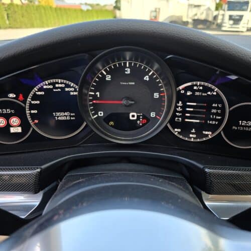 Porsche Panamera 4S Diesel 8