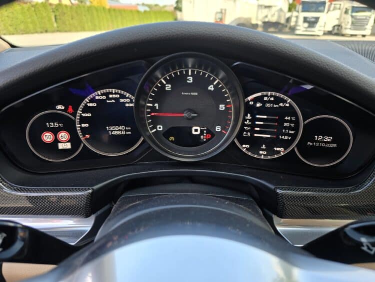 Porsche Panamera 4S Diesel 8