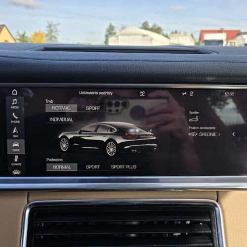 Porsche Panamera 4S Diesel 9