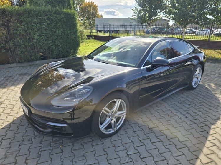 Porsche Panamera 4S Diesel 19