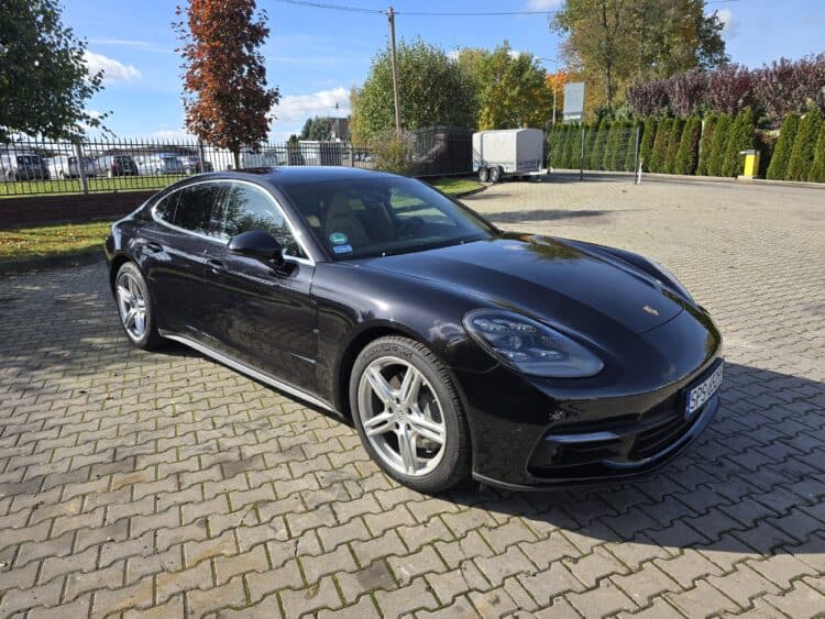 Porsche Panamera 4S Diesel 25