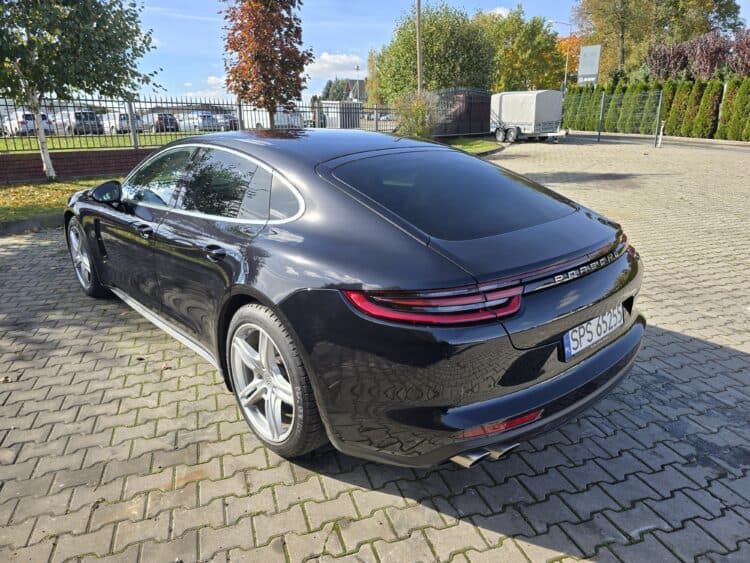Porsche Panamera 4S Diesel 27