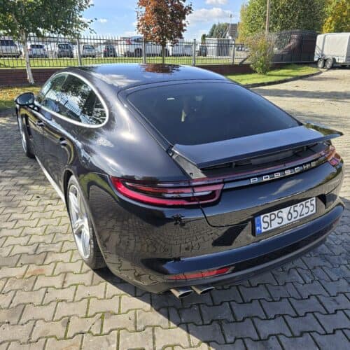 Porsche Panamera 4S Diesel 34